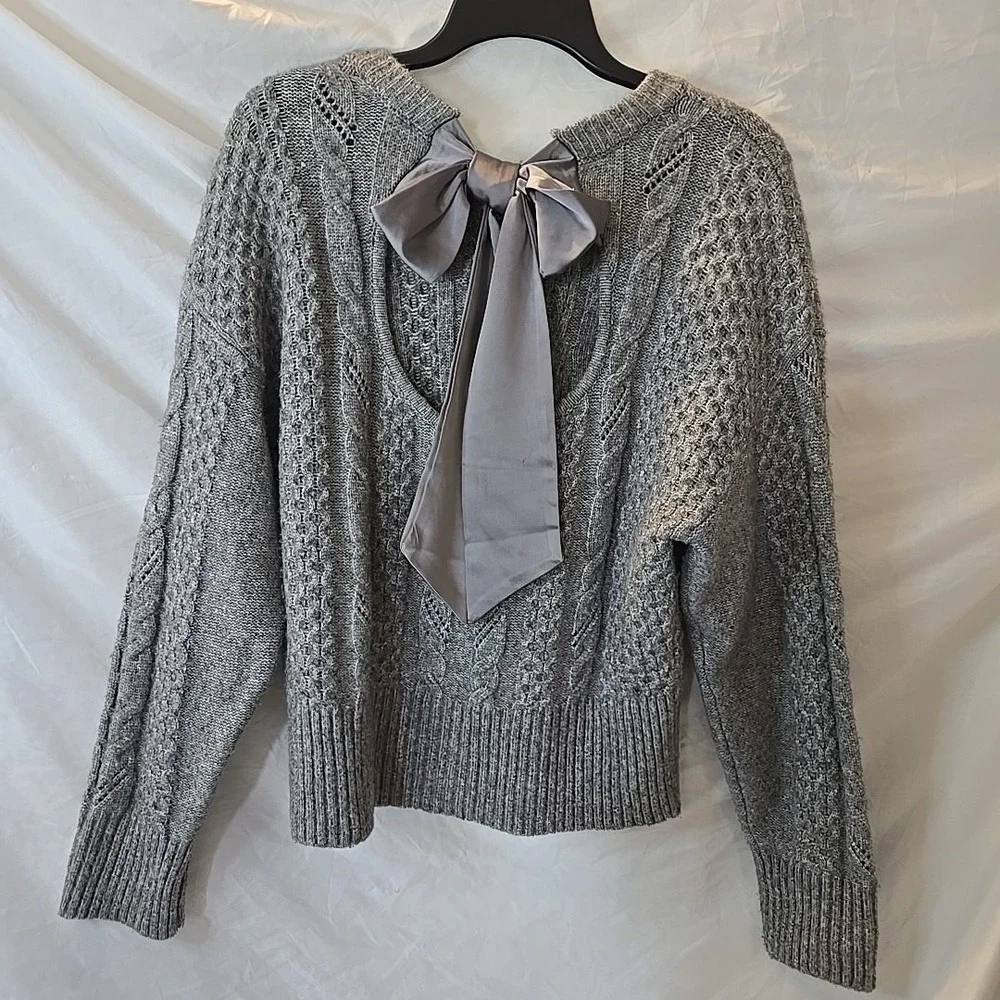 Express Gray Cable Knit Satin Bow Tie Back Sweater Crewneck Women's Sz M Cottage